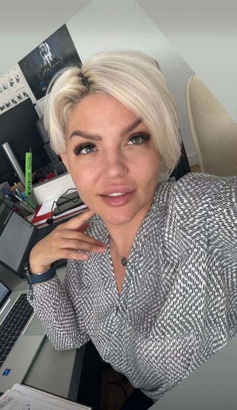 Viviane 37 ans Pontarlier