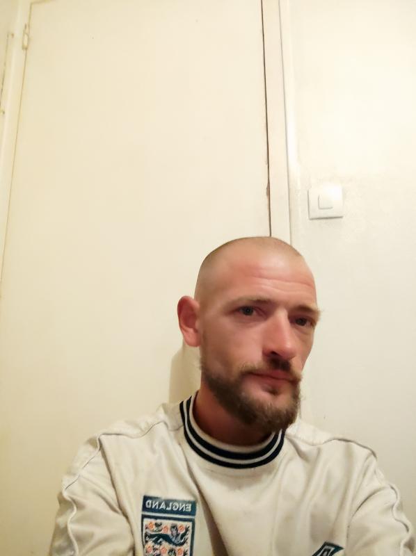 Jérôme  18 ans Pré en Pail