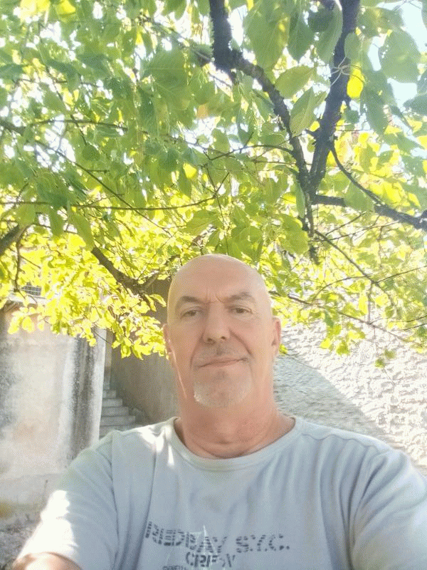 Thierry bella 64 ans Bouzeron