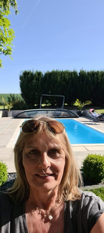 Jo 62 ans Ay sur Moselle