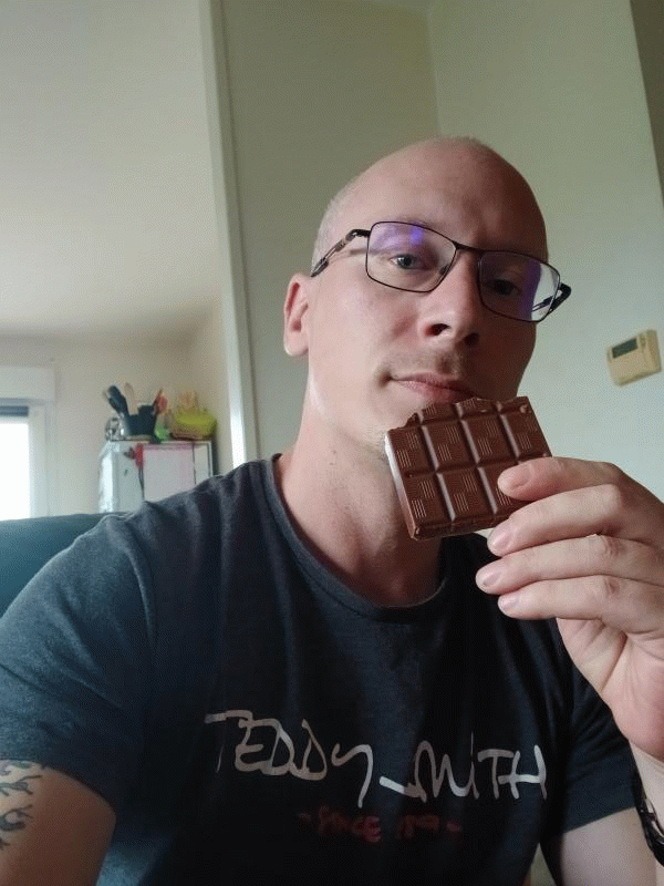 papacelib 42 ans Nantes