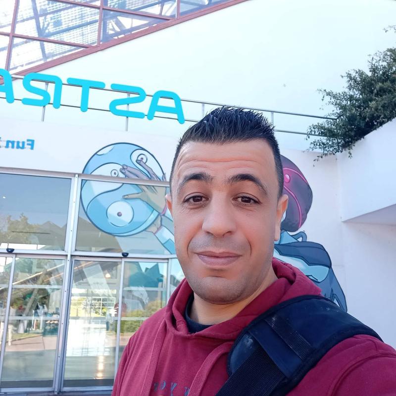 karim 42 ans Nanterre