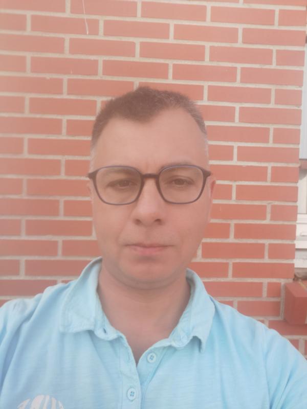 guillaume 43 ans Bénouville