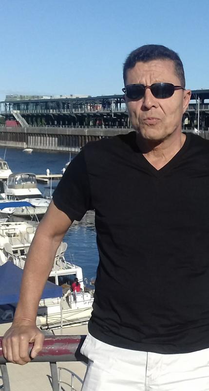 Freddy 54 ans Bron