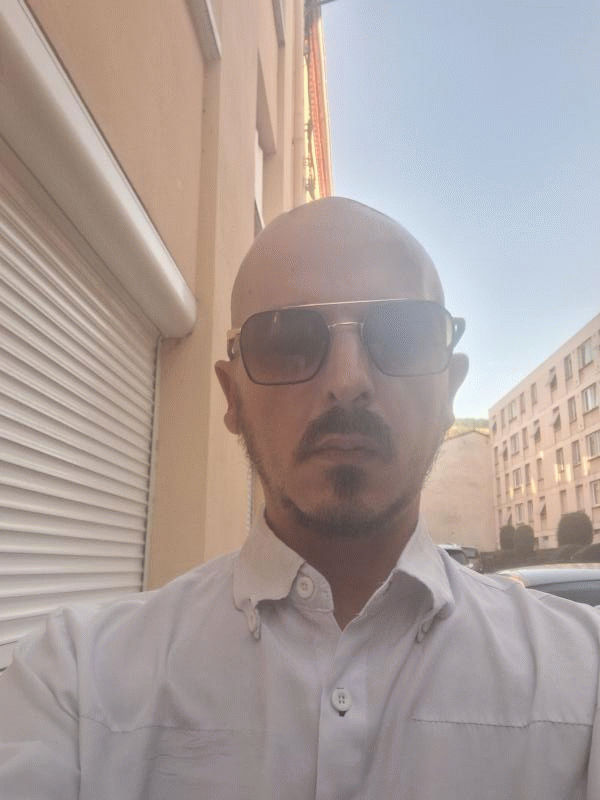 Chris 39 ans Saint Étienne