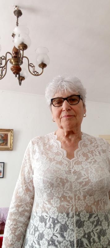 Azeline 72 ans Dompierre les Églises
