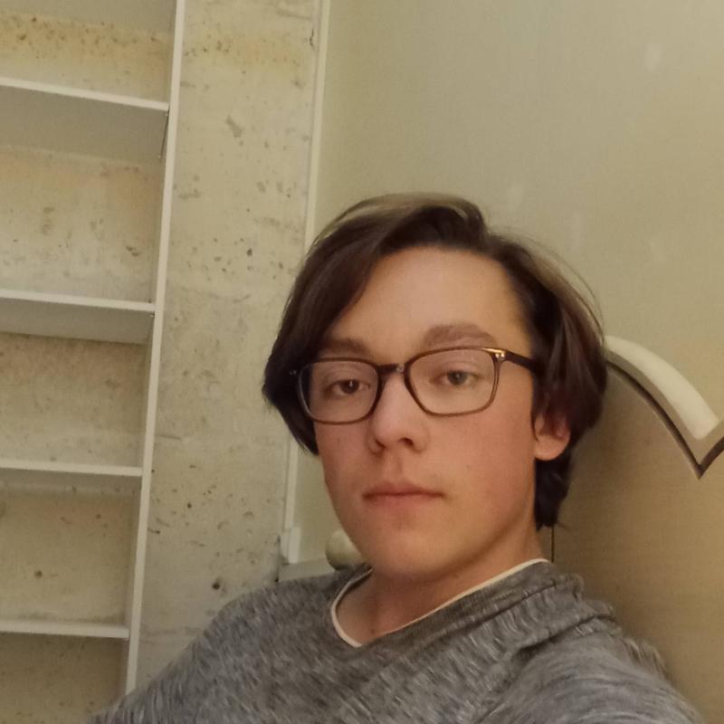 john 18 ans Puy en Velay