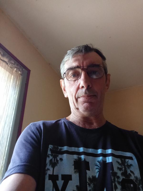 Jacky  60 ans Amilly