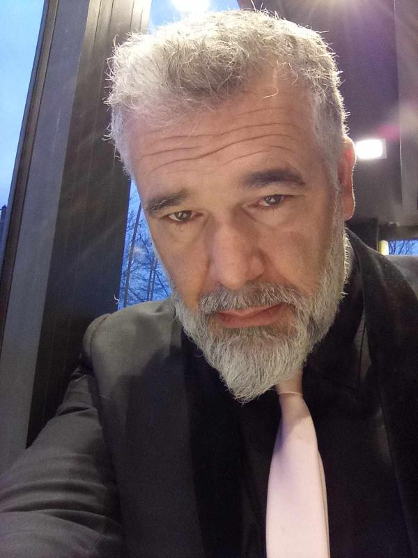 Stef 49 ans Bois de la Pierre