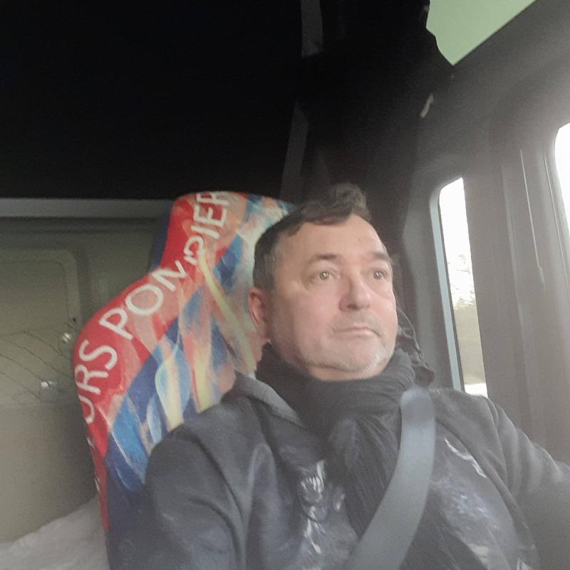 fredo 56 ans Saint Cosme en Vairais