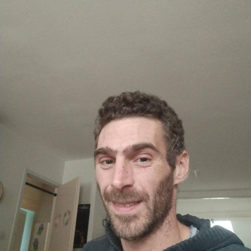 ArnO 38 ans Bagnères de Bigorre