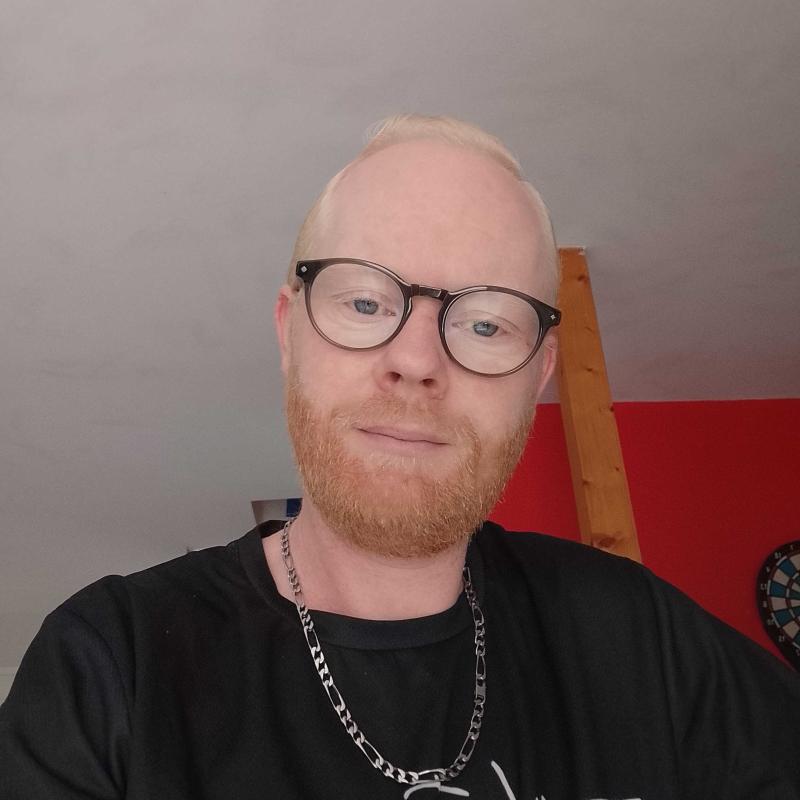Laurent  39 ans Falaise