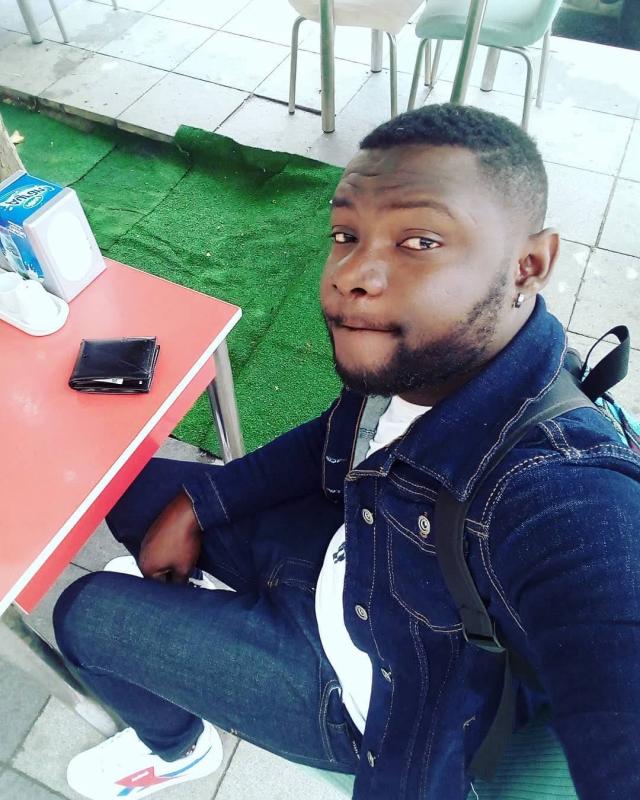 Hilder  38 ans La Plaine Saint Denis