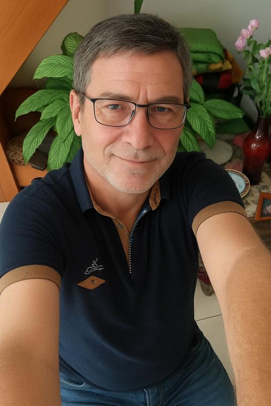 Loulv 59 ans Four