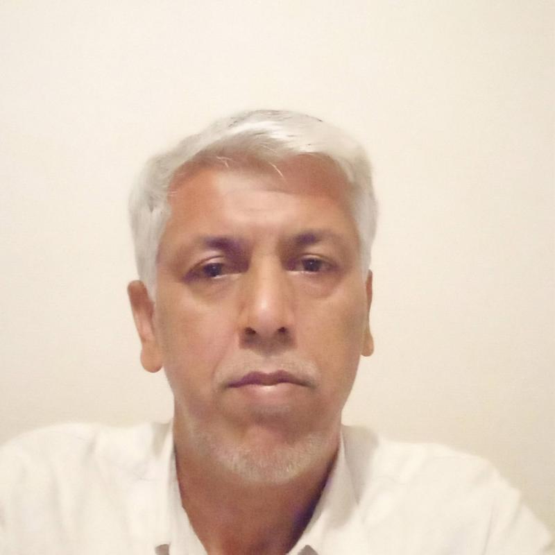 Farid 48 ans Colmar