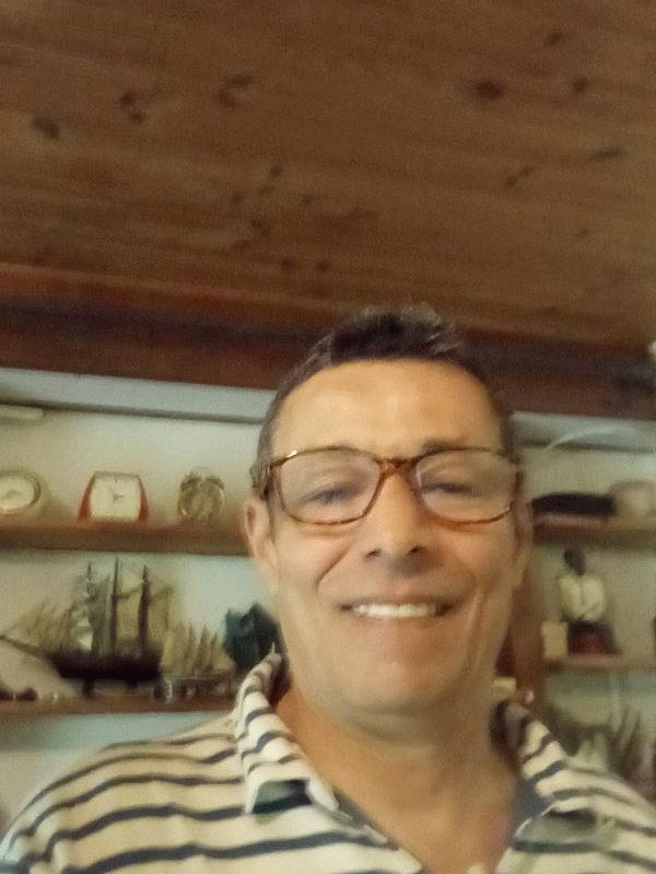 Karim cher 57 ans Bourges