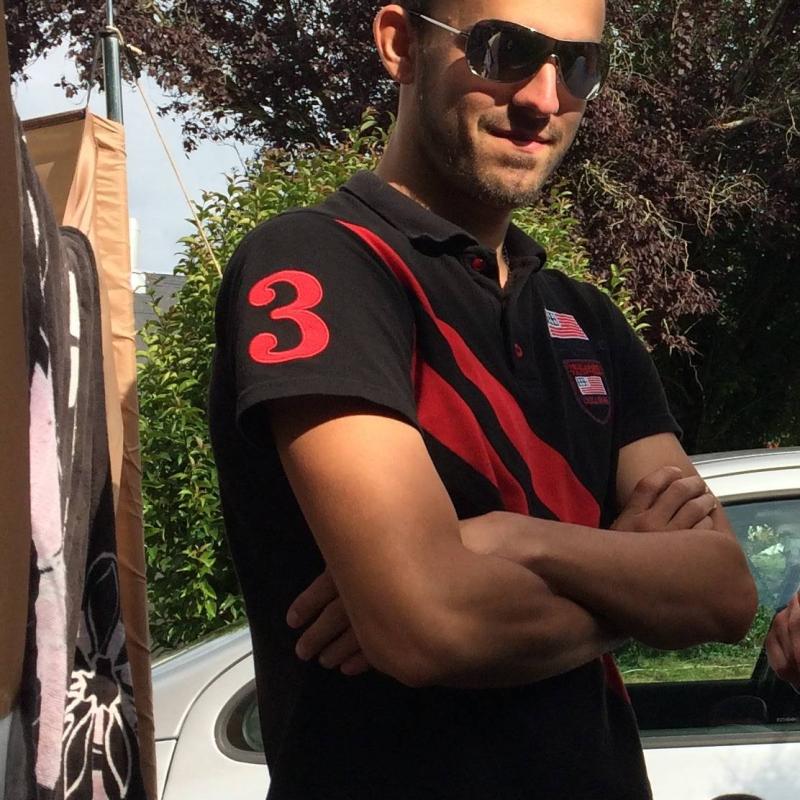 yoann 34 ans Caudebec lès Elbeuf