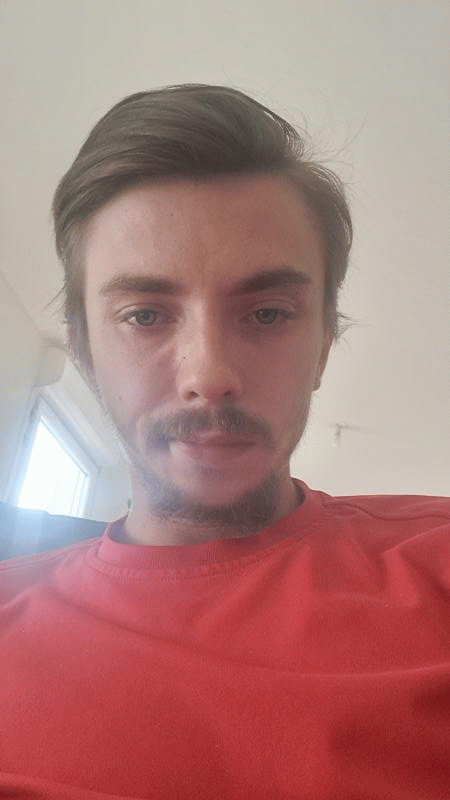 Cedric  26 ans Amiens