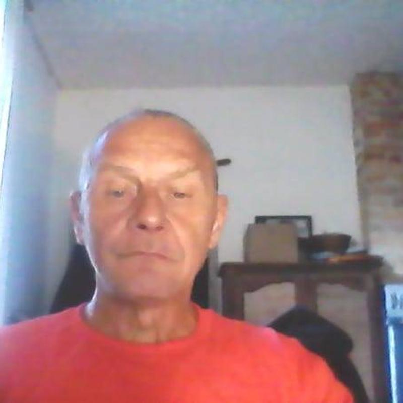 Laurent 58 ans Brinon sur Sauldre