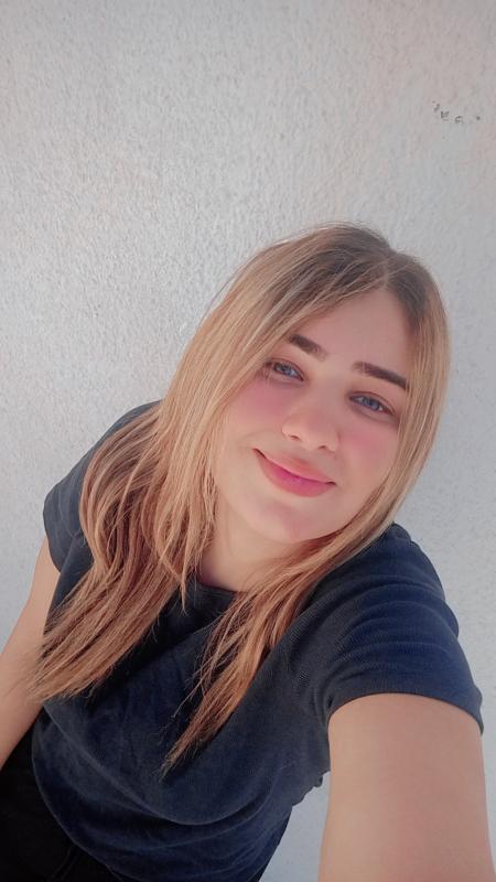 isabel 28 ans Villeneuve d'Ascq