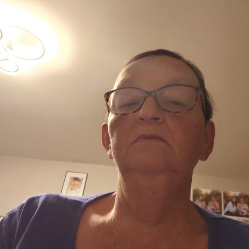 Ghislaine 61 ans Saint Pierrevillers