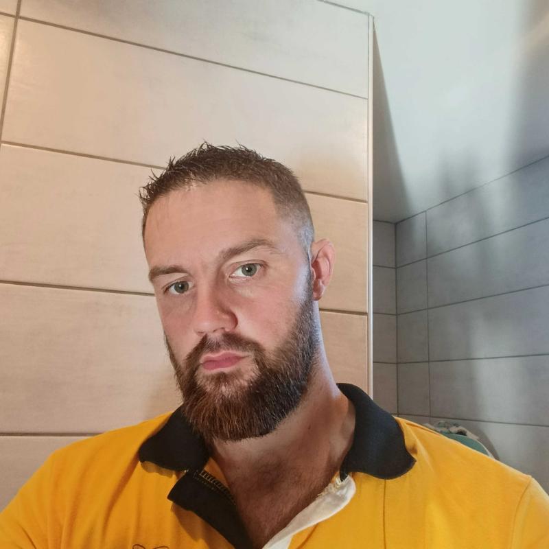 julien 34 ans Yvetot