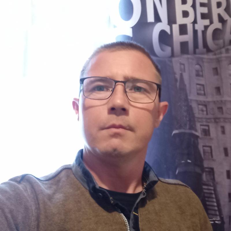 ivan 36 ans Dunkerque