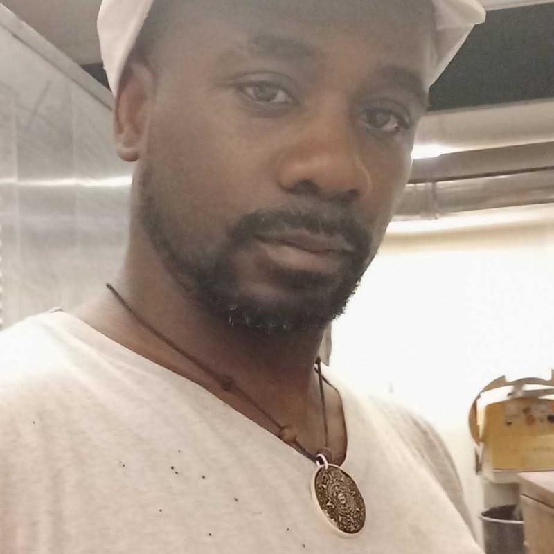 eddy 40 ans paris 19eme arrondissement
