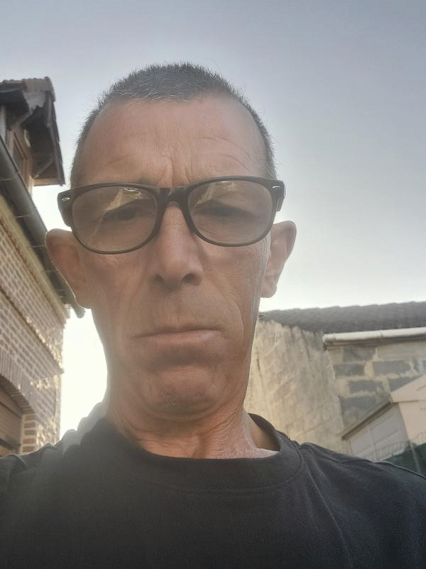 Corentin  57 ans Lens