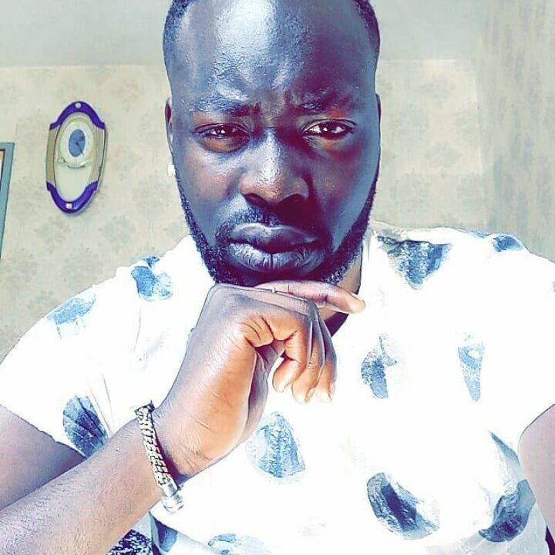 MomoLaDemo 33 ans Challes