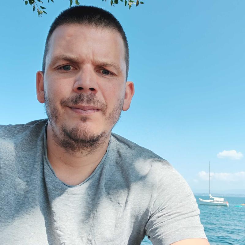 gregory 42 ans Thonon les Bains