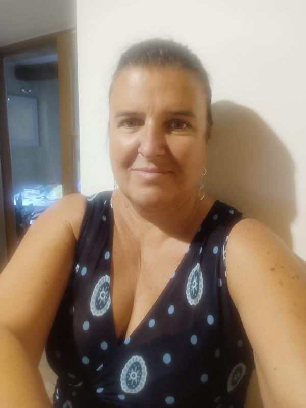 Stéphy 52 ans Agde