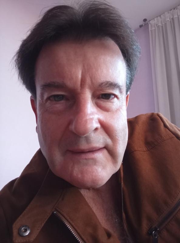 Zoubir  64 ans Mions