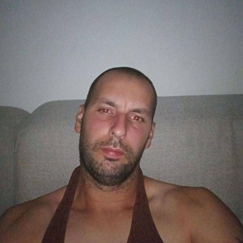 Motii955 37 ans Gisors