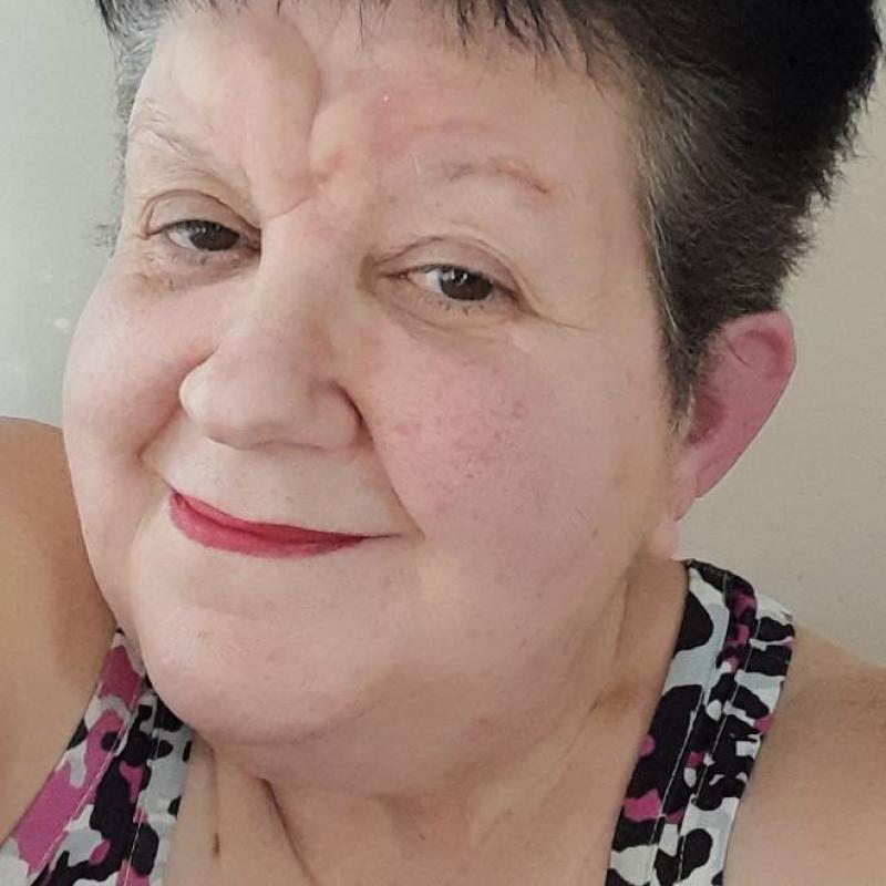 Katie 65 ans Morlaix