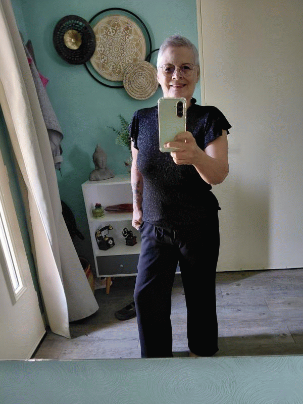 Josiane  66 ans Rouillé