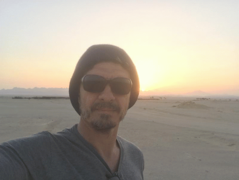 Andrey 47 ans paris 16eme arrondissement