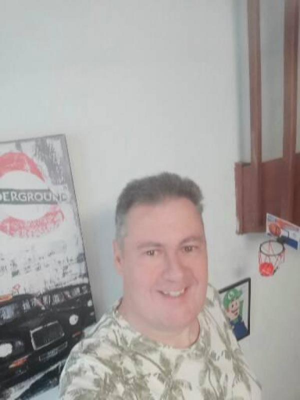 Gérald  56 ans Cambrai