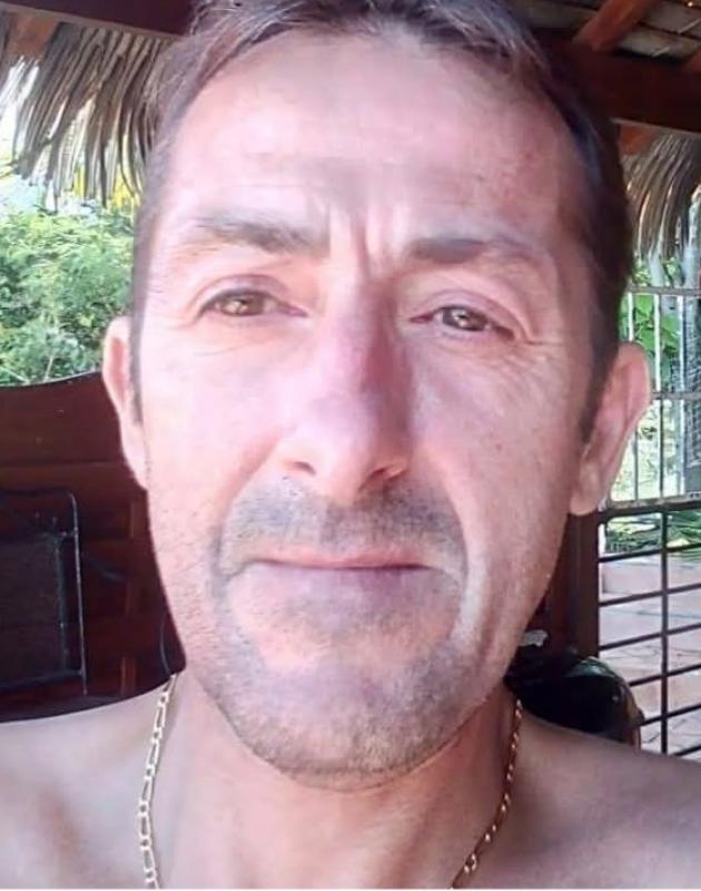 Bastien  43 ans Ecquevilly