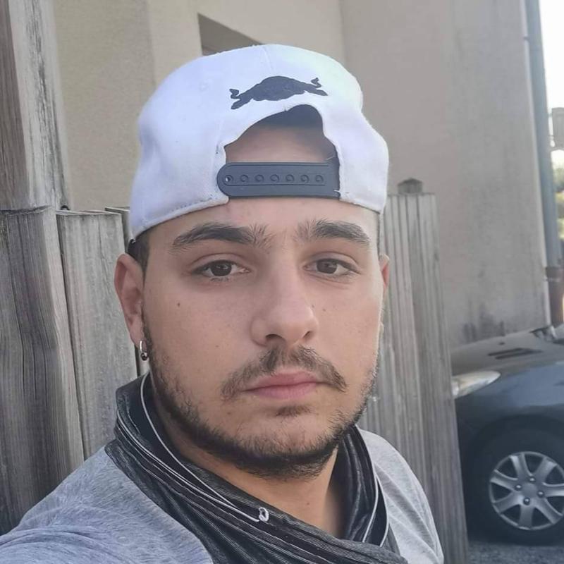 kams 32 ans Luc