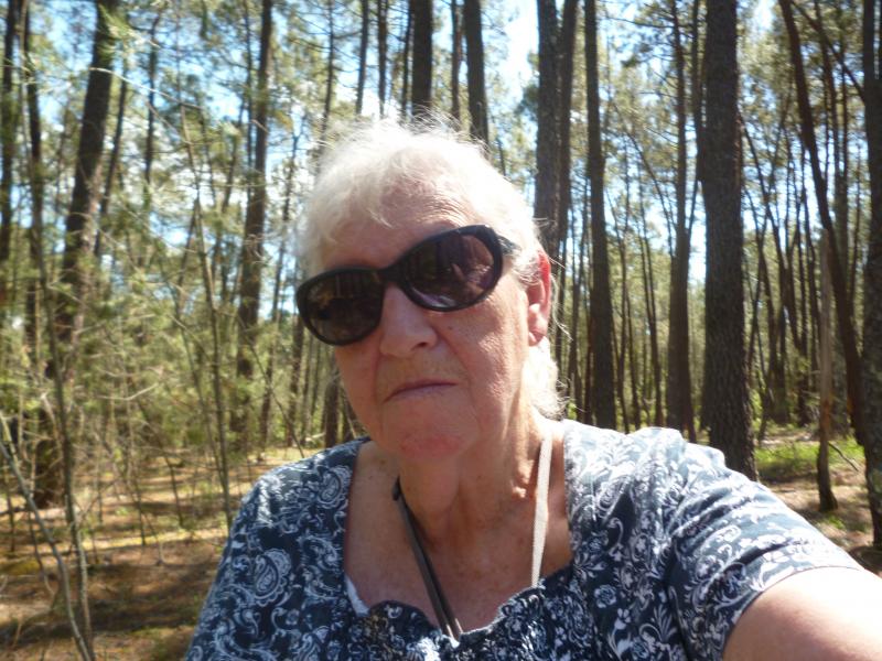 ghislaine  brun 76 ans Avignon