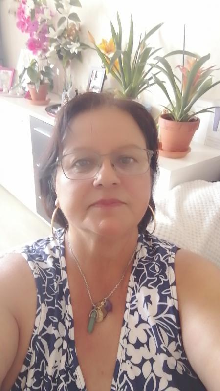 Elisabeth  64 ans Limoges