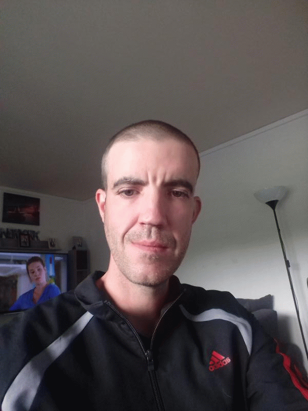 jonat 36 ans Hérouville Saint Clair