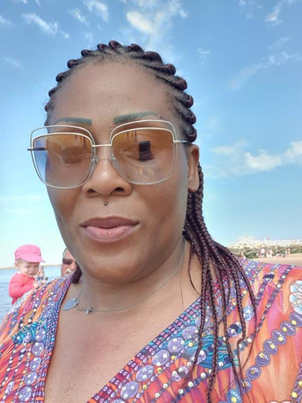 Yolande 50 ans Bagneux