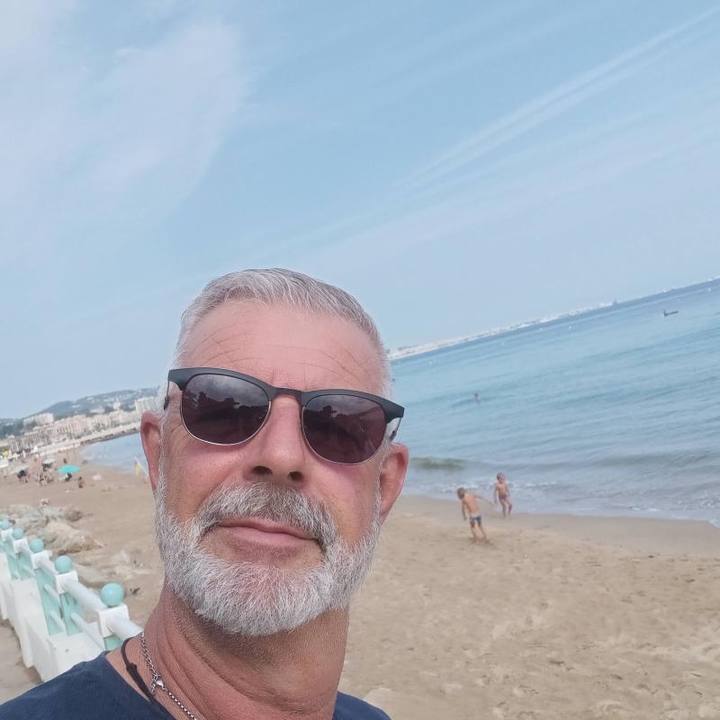 domi 58 ans Beaucaire
