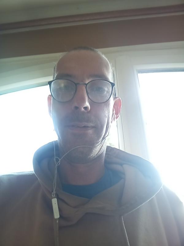 Ludovic  37 ans Montbrison