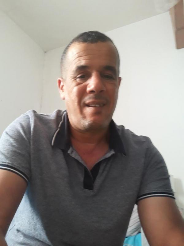 Kadkad 55 ans Nantes