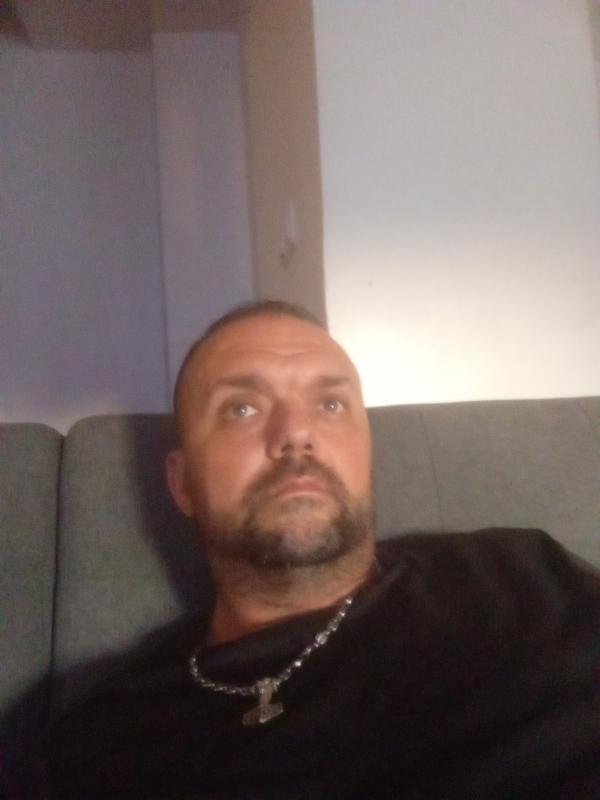 Dimitri 43 ans Dormans