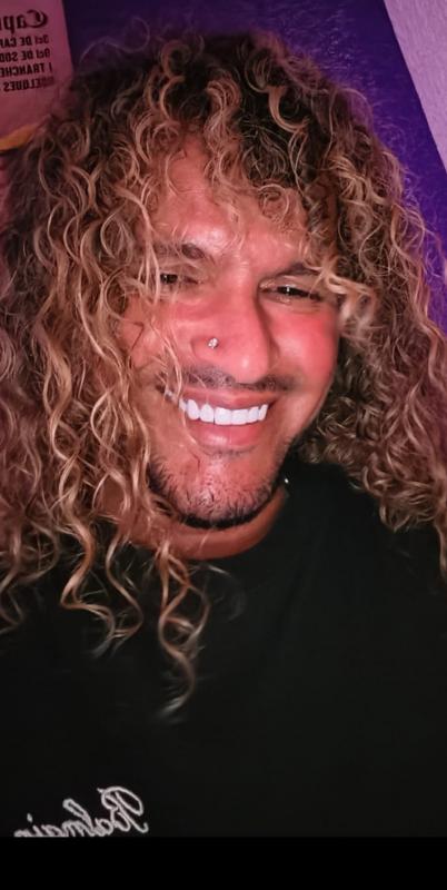 Farid 46 ans Évian les Bains