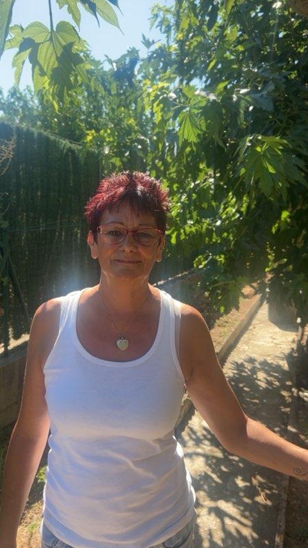 Carine 58 ans Béziers